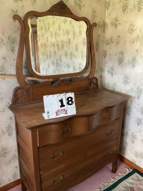 Antique Oak dresser w/ mirror