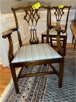 PAIR OF FINE DINING ARM CHAIRS WITH MEDALLION STYL