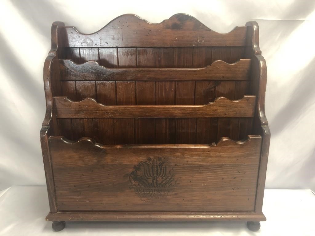 LARGE WOODEN MCM MAGAZINE RACK.  22X8X22 INCHES