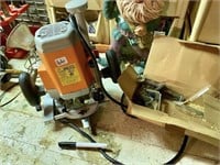 PLUNGE ROUTER AND BOX ON RIGHT