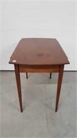 MID-CENTURY TEAK END TABLE WITH DRAWER