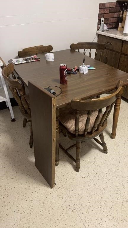 Wooden extending kitchen table with chairs