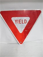 LARGE YEILD STREET SIGN 34 X 34 X 34 INCHES