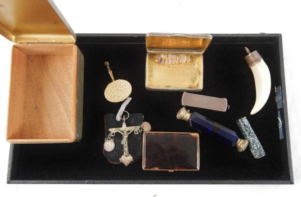 Antique Collectibles, box, snuff box, perfume