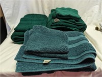3 Towels, 4 Wash Cloths, Bath Mat