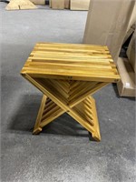 FOLDING WOODEN CHAIR / STOOL
SEAT: (W) 15.75 X