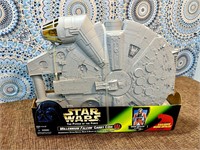 Star Wars Millennium Falcon Carry Case w/ Figure