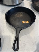 LODGE 12" CAST IRON SKILLET