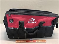 HUSKY TOOL BAG LIKE NEW