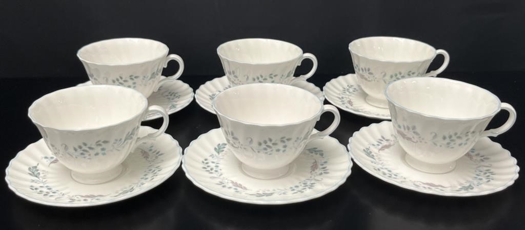 6 Royal Doulton Glen Auldyn Teacups & Saucers