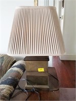 METAL LAMP WITH SHADE AND SIDE TABLE