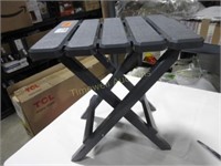 Small folding table for camping / desk