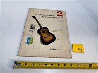 Learn to Play Guitar Book