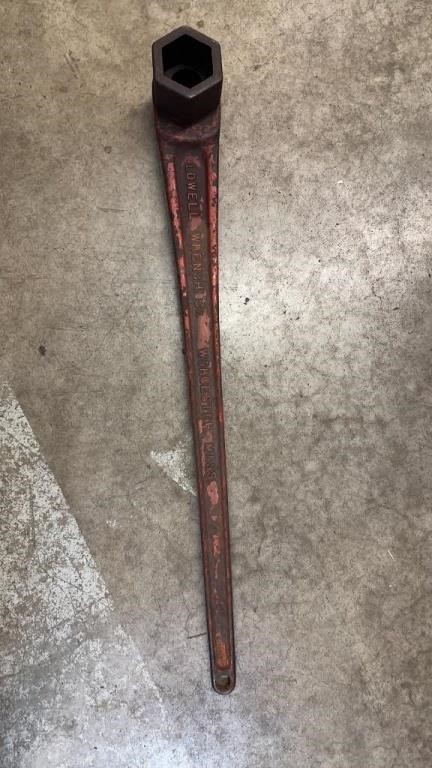 Huge Tool Auction! Milwuakee, Dewalt, Makita, Craftsman & Mo