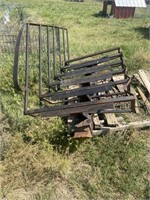 Group lot of metal stairs(approx 5’)  and fencing