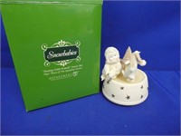 Dept 56 Snow Babies " Skating With Friends "