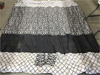 Comfort Bay Comforter-90x96 in