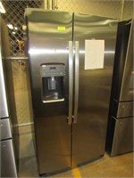 GE SS Side-by-Side Refrigerator Model GSS25GYPGCFS