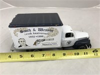 Smith & Wesson First Gear Delivery Truck