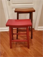 2 Wooden Bar Stool