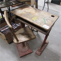 VINTAGE SCHOOL DESK W/ CHAIR