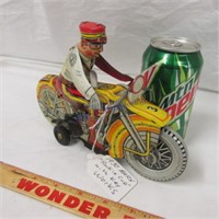 1930's Marx Rookie Cop tin windup toy