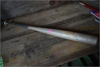aluminum baseball bat