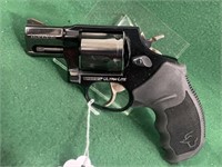 Taurus 445 Ultra-Lite Revolver, 44 Spl.