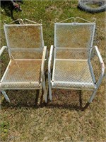 2 White Metal Patio Chairs