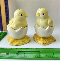 Japan Salt&Pepper shaker Ron Gordon chick's