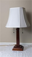 SMALL DUAL BULB WOOD BASE TABLE LAMP