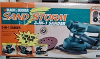 Palm sander, level, crowbar