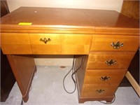 Singer Sewing  Machine in Maple Cabinet
