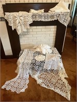 Miscellaneous crocheted table clothes, doilies,
