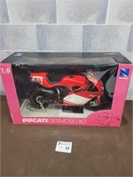 Ducati scale 1:6 Die-Cast (in the box)