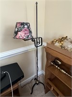 Metal Pole Lamp