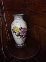 Hand Decorated Oriental Vase W/ Stand