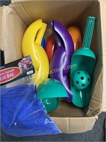 6 Hi Lo game sets with balls and sports bag