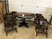 ROUND TABLE AND 6 CHAIRS