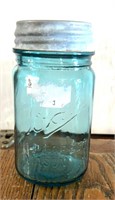 Pint Blue Mason Jar with zinc lid