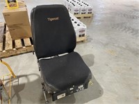 TIGERCAT MACHINE SEAT