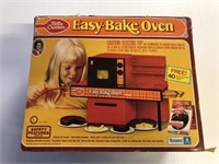 Vintage easy Bake Oven Set