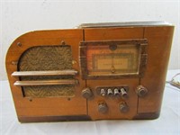 Sears & Roebuck Old Radio