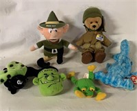 COLLECTIBLE STUFFED FIGURES. 6 TOTAL