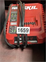 SKIL BATTERY CHARGER