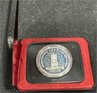 Canada 1977 Silver Dollar Coin!