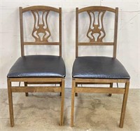 Pair of Vintage Stakmore Folding Chairs