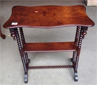Victorian Mahogany Brewster table
