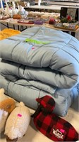 Twin comforters.  Two pc lot