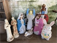 NATIVITY SCENE AND OTHER OUTDOOR DECOR ITEMS